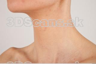 Photo reference of neck 0009